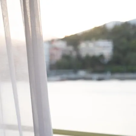 Amaya - Sea View Chalkís